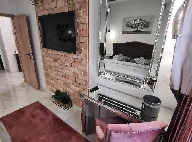 Premium Class Apartmant - Free Parking アパート