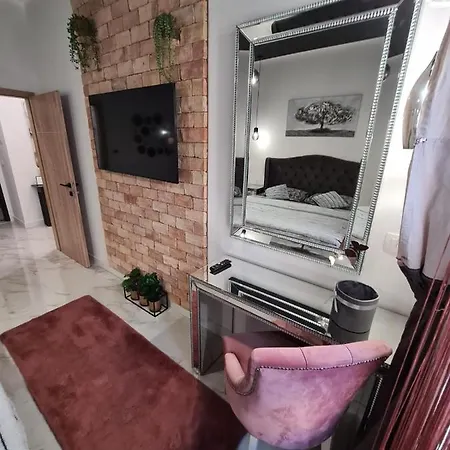 Premium Class Apartmant - Free Parking 아파트