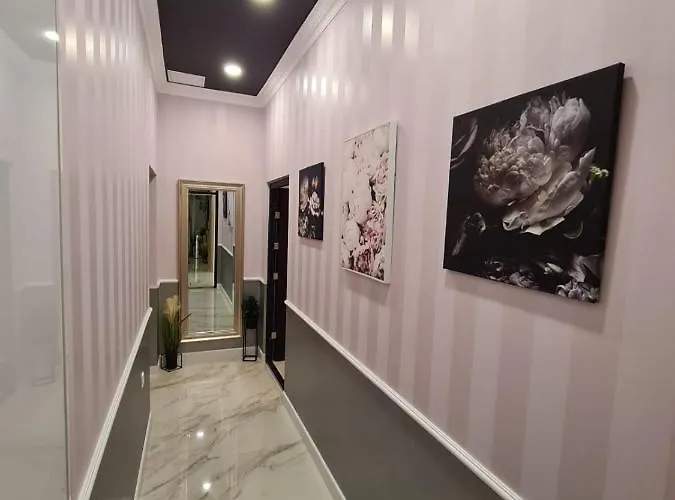 Lägenhet Premium Class Apartmant - Free Parking *